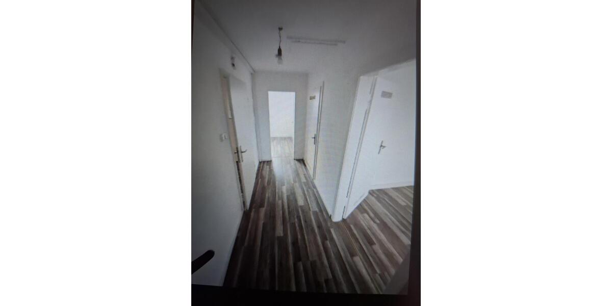 Etagenwohnung Mönchengladbach Süd - 3 Zimmer, 65 m&sup2;, 531&euro; | Angebot:25715712