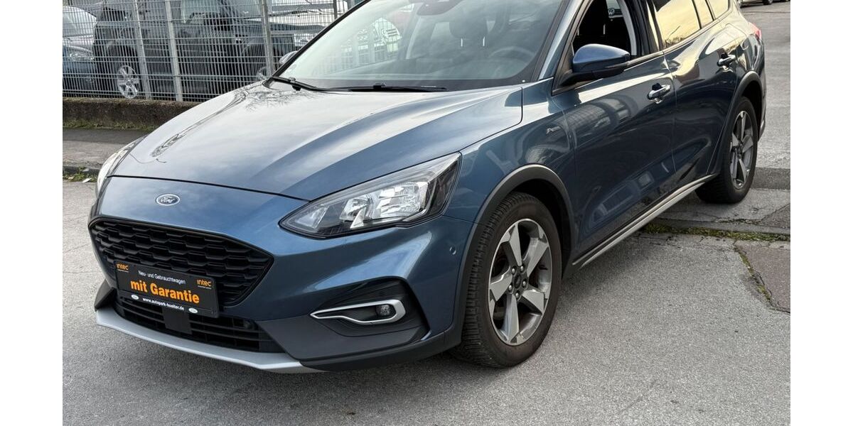 Ford Focus 104.000 km 13.200 &euro; Hilden 40721