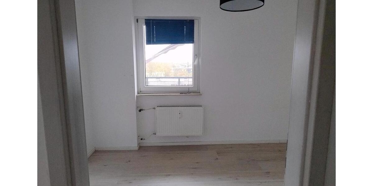 Etagenwohnung Kamp-Lintfort Lintfort - 3 Zimmer, 76 m&sup2;, 118.000&euro; | Angebot:25639794