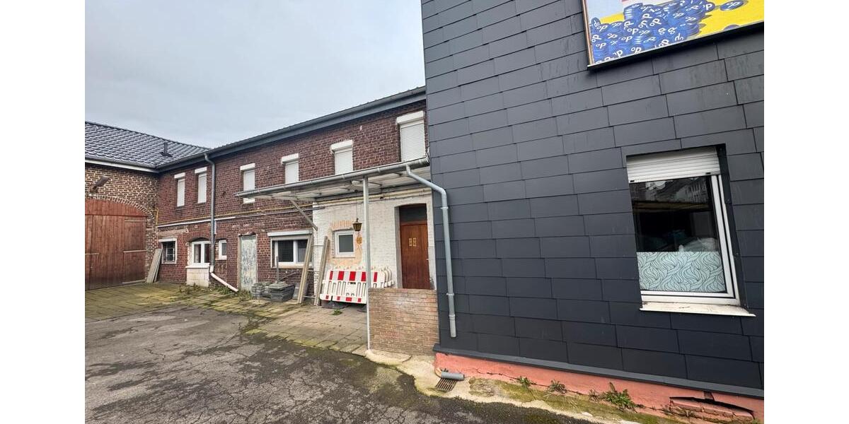 Einfamilienhaus Mönchengladbach Nord - 10 Zimmer, 320 m&sup2;, 389.000&euro; | Angebot:24838517