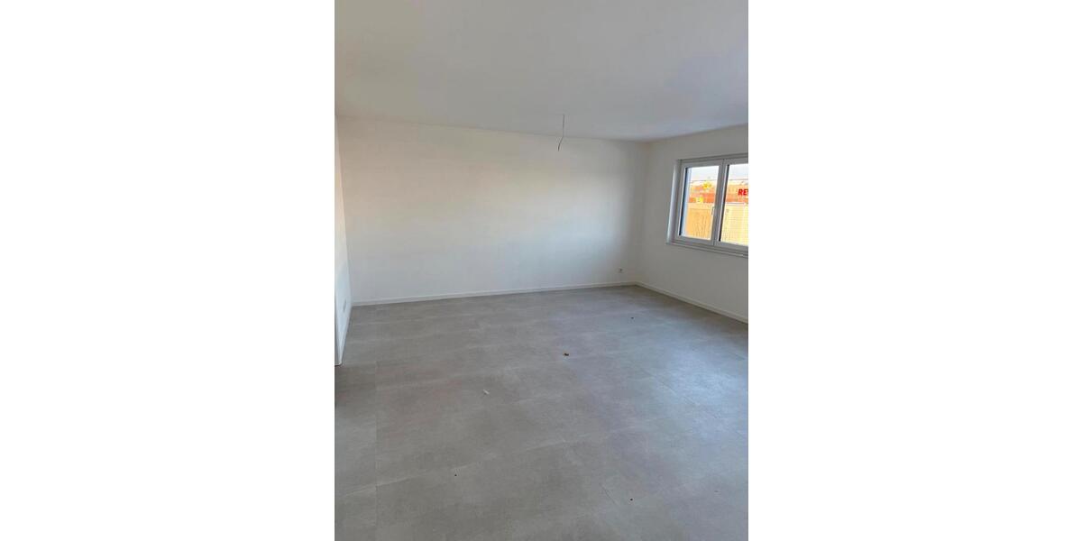 Etagenwohnung Mönchengladbach Nord - 2 Zimmer, 67 m&sup2;, 1.150&euro; | Angebot:25906203