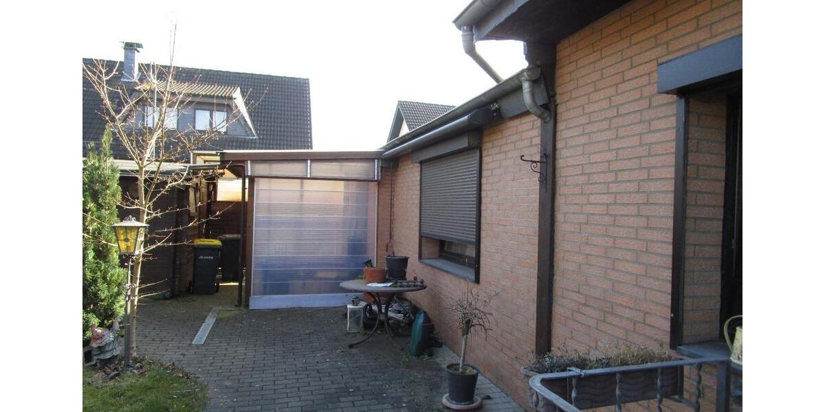 Einfamilienhaus Düsseldorf Stadtbezirk 5 - 6 Zimmer, 130 m&sup2;, 12.345.678&euro; | Angebot:26024434