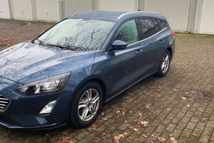 Ford Focus 133.700 km 11.700 &euro; Düsseldorf 40470