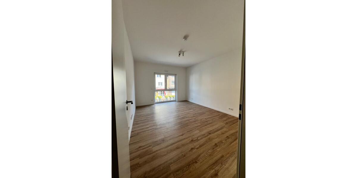 Erdgeschoßwohnung Langenfeld (Rheinland) - 2 Zimmer, 62 m&sup2;, 950&euro; | Angebot:26019351
