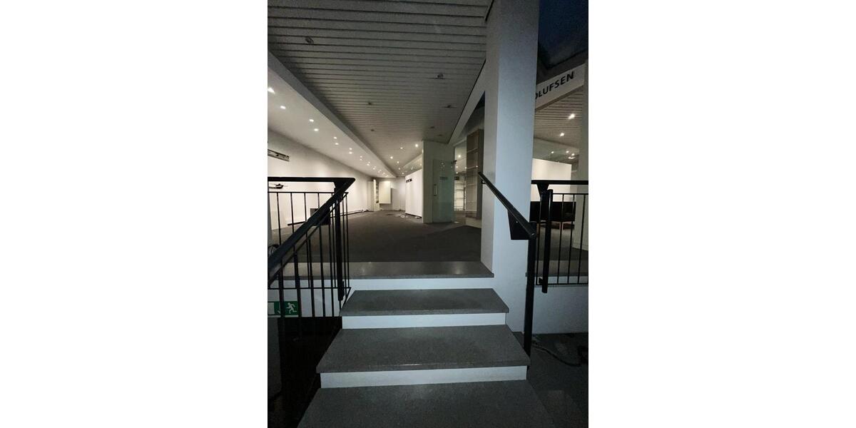 Gewerbeobjekt Mönchengladbach Süd - 2.500&euro; | Angebot:25783341