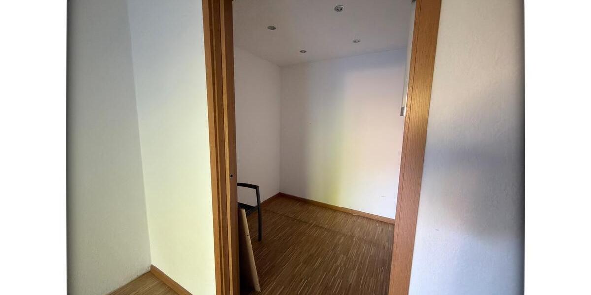 Etagenwohnung Moers - 3.5 Zimmer, 82 m&sup2;, 244.500&euro; | Angebot:26987209