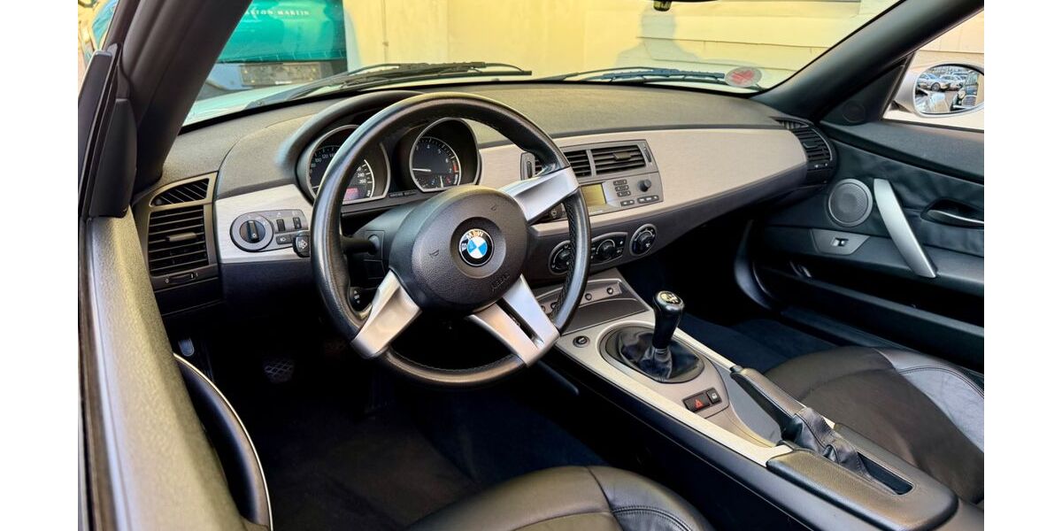 BMW Z4 169.600 km 11.990 &euro; Düsseldorf 40211