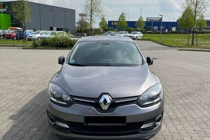 Renault Megane 122.866 km 5.000 &euro; Willich 47877