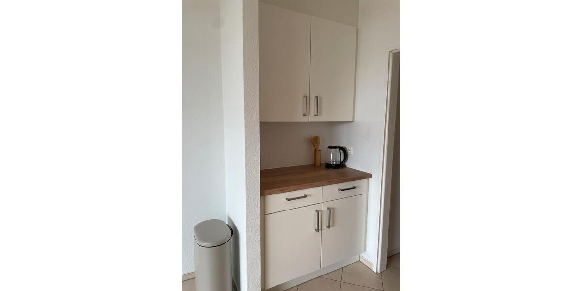 Etagenwohnung Neuss - 1 Zimmer, 35 m&sup2;, 990&euro; | Angebot:26020346