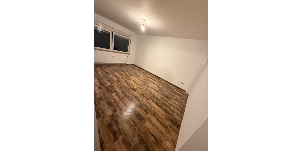 Etagenwohnung Grevenbroich - 1 Zimmer, 63 m&sup2;, 890&euro; | Angebot:25994222