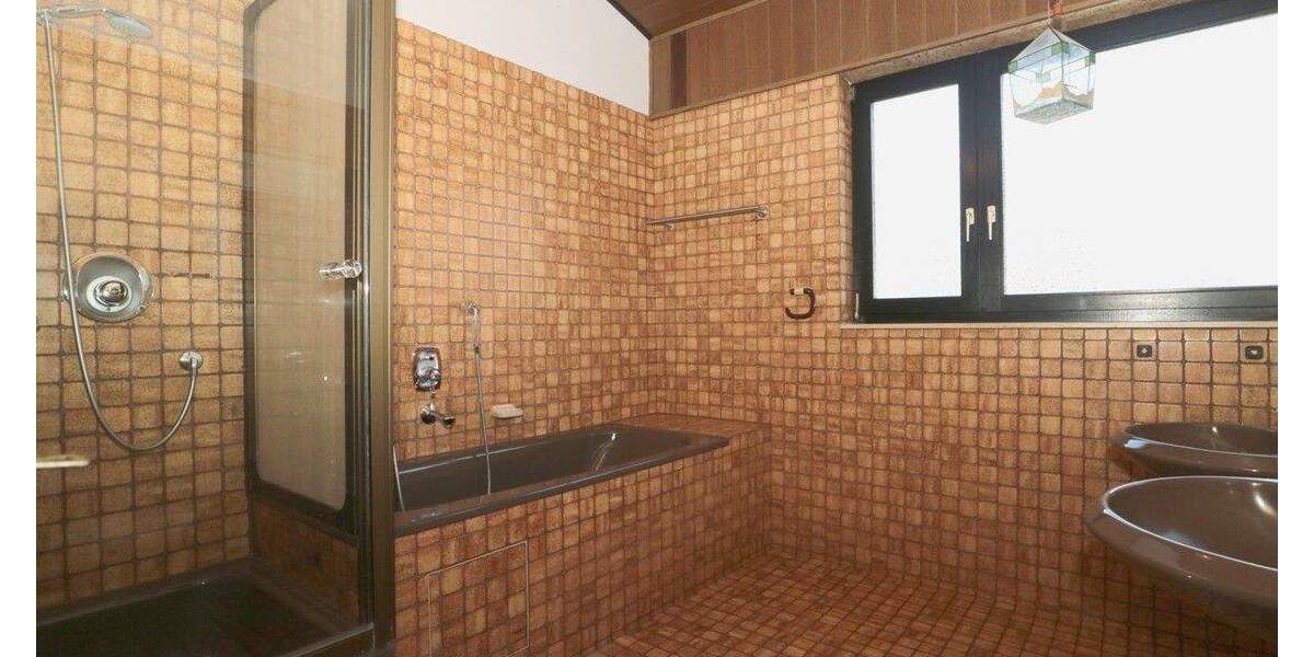 Reihenmittelhaus Dormagen / Hackenbroich Hackenbroich - 5 Zimmer, 141 m&sup2;, 365.000&euro; | Angebot:25777116