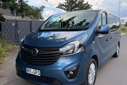 Opel Vivaro 197.145 km 13.490 &euro; Krefeld 47804