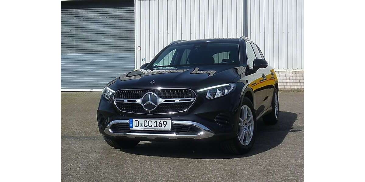 Mercedes-Benz GLC 220 26.000 km 47.899 &euro; Düsseldorf 40470