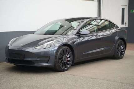 Tesla Model 3 69.870 km 29.950 &euro; Mönchengladbach 41236
