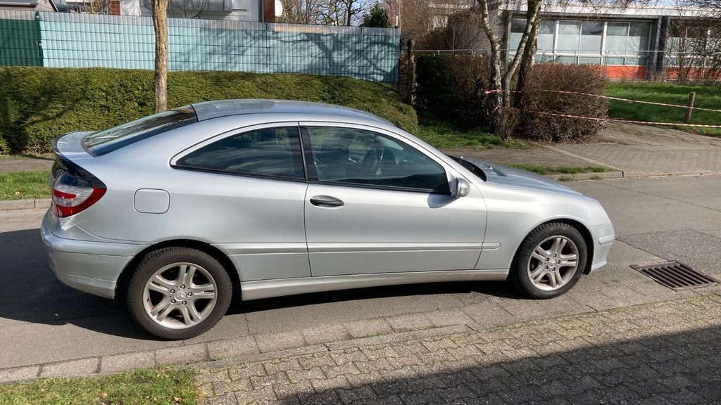 Mercedes-Benz C 180 146.000 km 3.500 &euro; Nettetal 41334