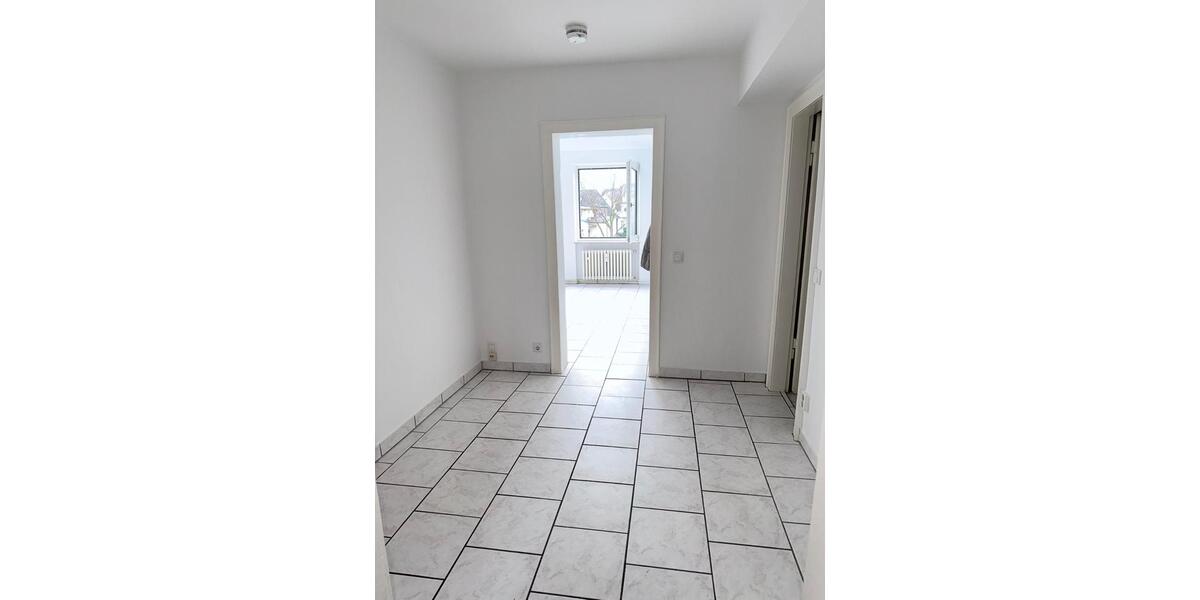 Etagenwohnung Duisburg - 3 Zimmer, 70 m&sup2;, 630&euro; | Angebot:25127702