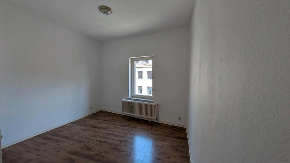 Etagenwohnung Mönchengladbach West - 2.5 Zimmer, 69 m&sup2;, 680&euro; | Angebot:25947660