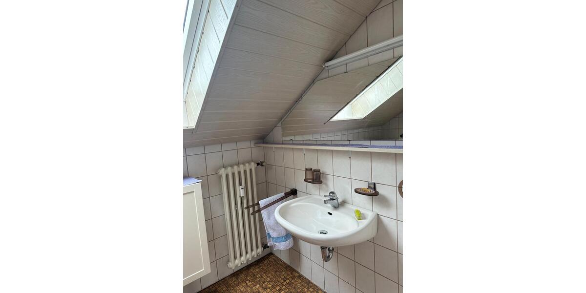 Dachgeschoßwohnung Velbert - 2 Zimmer, 55 m&sup2;, 100.000&euro; | Angebot:26592149