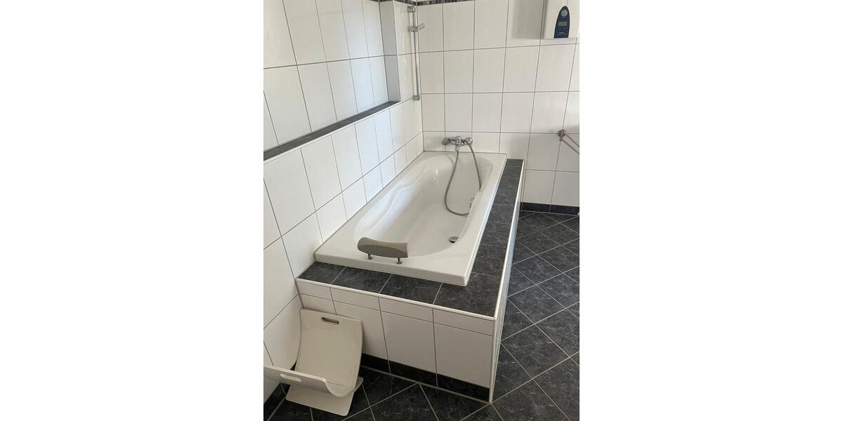 Einfamilienhaus Duisburg Mittelmeiderich - 5.5 Zimmer, 160 m&sup2;, 369.000&euro; | Angebot:27519769