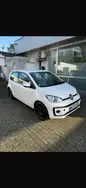 VW up! 97.300 km 8.499 &euro; Moers 47441
