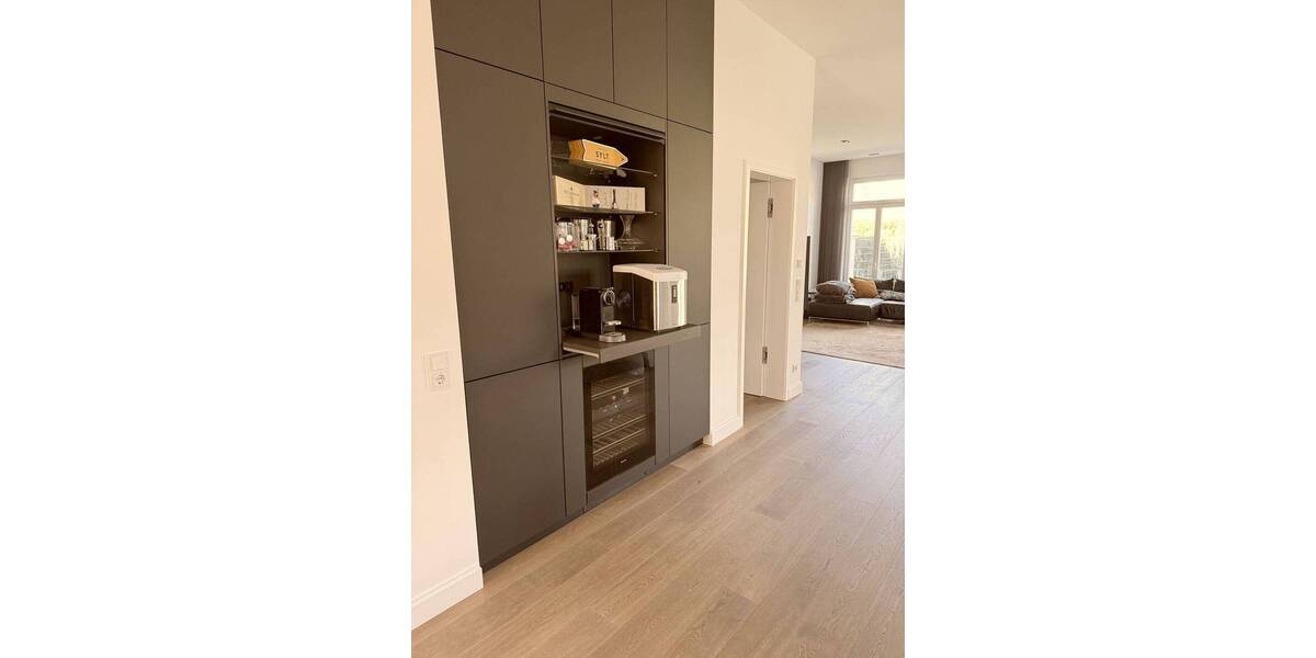 Doppelhaushälfte Meerbusch Büderich - 6 Zimmer, 242 m&sup2;, 8.500&euro; | Angebot:25997535