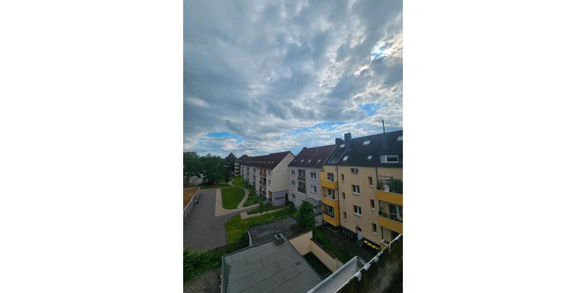 Dachgeschoßwohnung Duisburg Duisburg-Mitte - 2 Zimmer, 45 m&sup2;, 450&euro; | Angebot:26659109