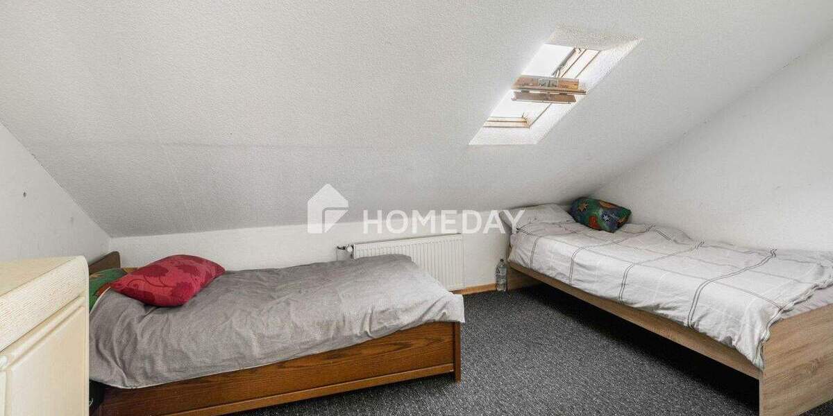 Reihenmittelhaus Mönchengladbach Rheindahlen - 7 Zimmer, 134 m&sup2;, 350.000&euro; | Angebot:25677740