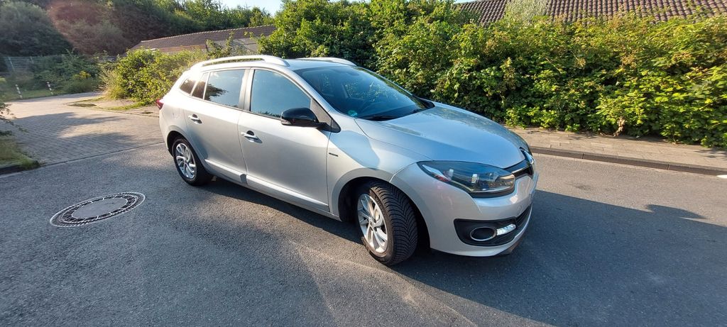 Renault Megane 148.600 km 8.990 &euro; Duisburg 47259