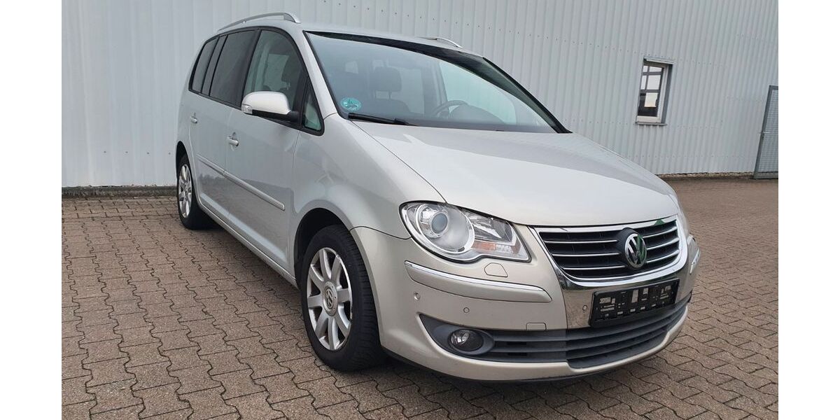 VW Touran 200.900 km 4.950 &euro; Kamp-Lintfort 47475