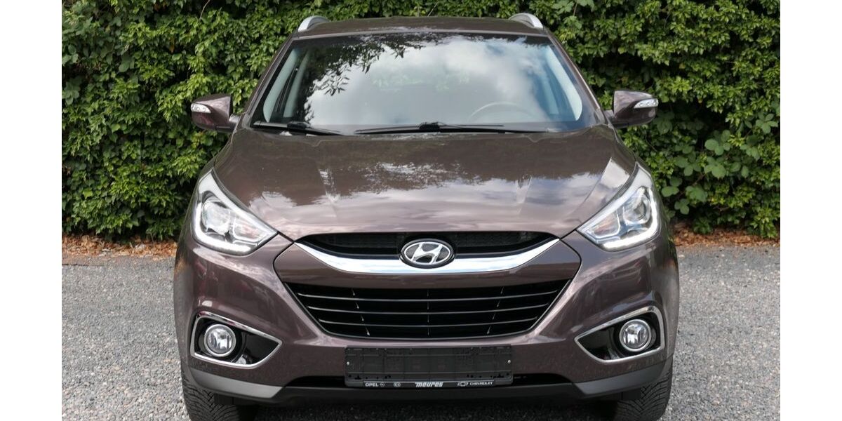 Hyundai ix35 112.000 km 7.950 &euro; Mönchengladbach 41063