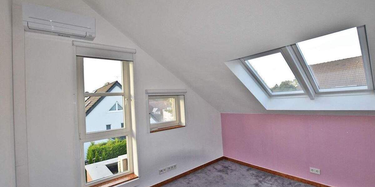 Etagenwohnung Ratingen Hösel - 4 Zimmer, 151 m&sup2;, 595.000&euro; | Angebot:25696410