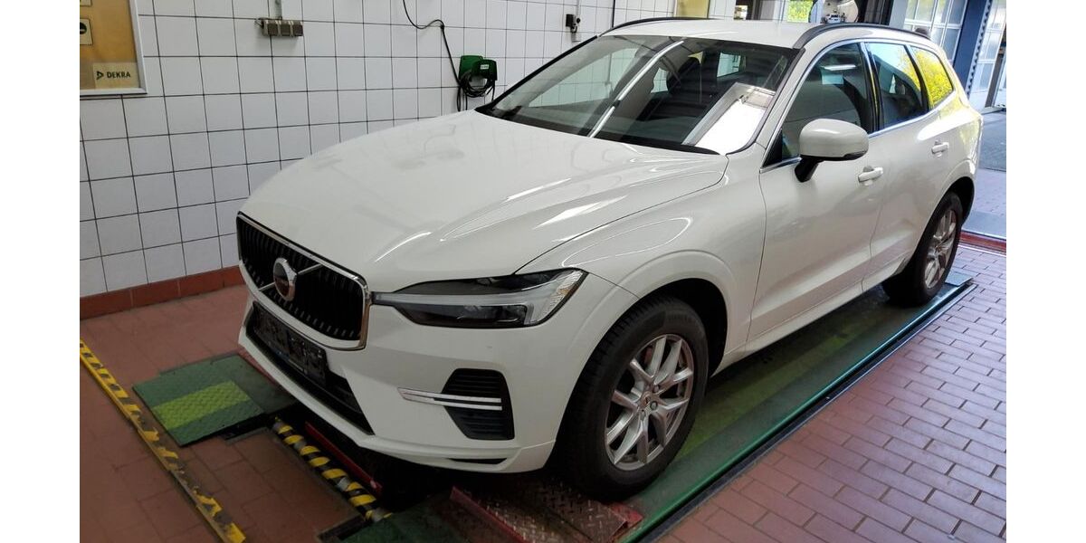 Volvo XC60 133.721 km 26.478 &euro; Viersen 41748