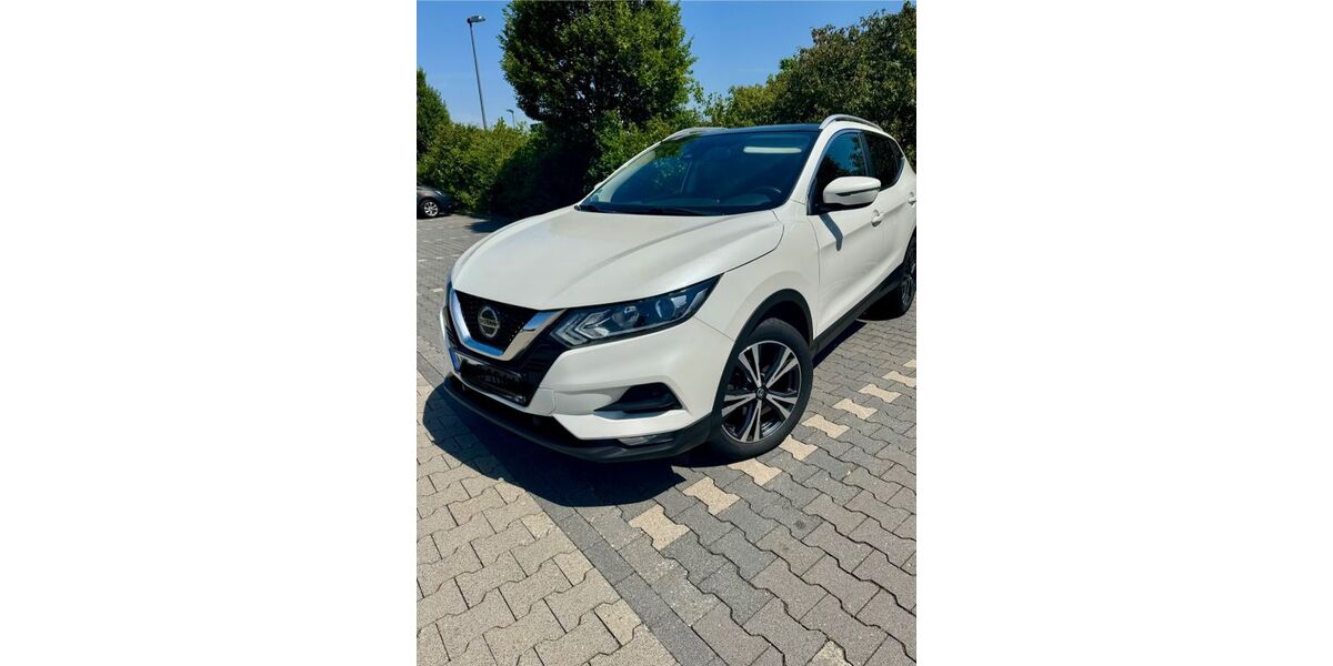Nissan Qashqai 102.000 km 13.850 &euro; Meerbusch 40670