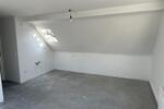 Dachgeschoßwohnung Duisburg Hochheide - 2.5 Zimmer, 49 m&sup2;, 452&euro; | Angebot:26627518