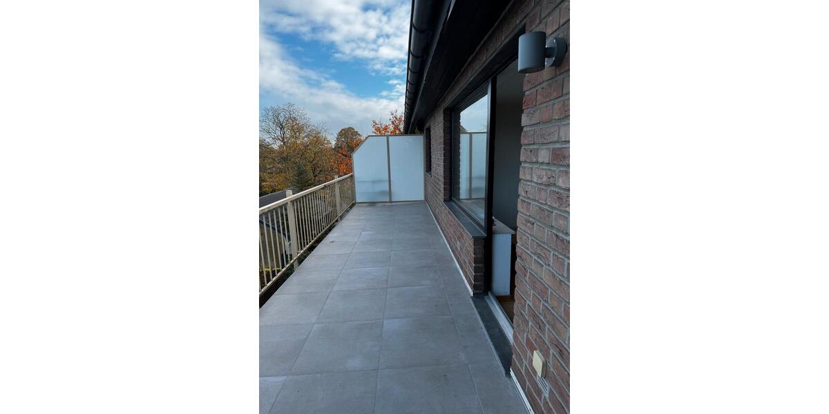 Dachgeschoßwohnung Mönchengladbach Nord - 3 Zimmer, 92 m&sup2;, 930&euro; | Angebot:25865901