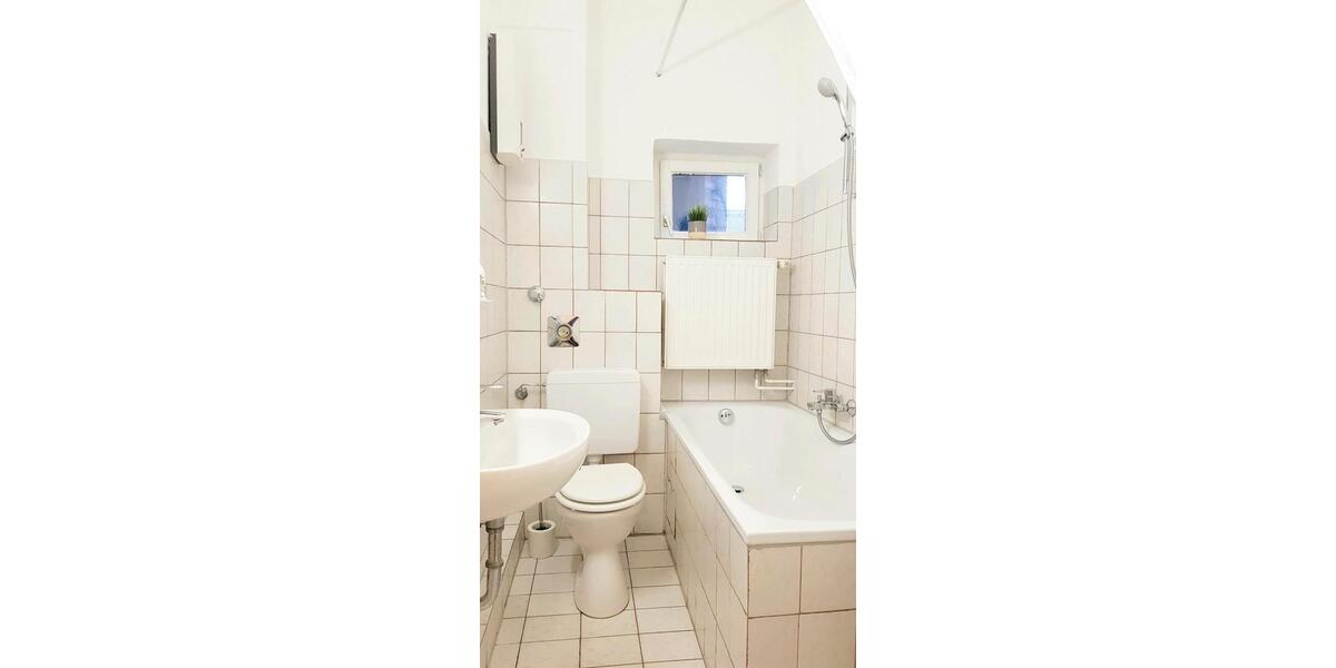 Etagenwohnung Neuss - 2.5 Zimmer, 57 m&sup2;, 680&euro; | Angebot:25379985