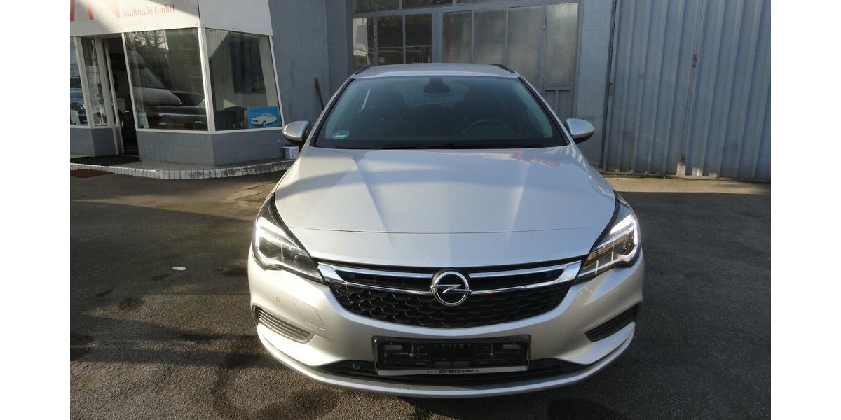 Opel Astra Edition 1,4 Klimatr. PDC V+H Allwetter Shz 90.000 km 8.990 &euro; Neuss 41462
