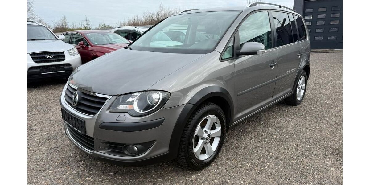 VW Touran 325.000 km 3.250 &euro; Kamp-Lintfort 47475