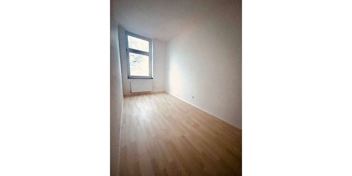 Etagenwohnung Krefeld Cracau - 3 Zimmer, 68 m&sup2;, 550&euro; | Angebot:24446828