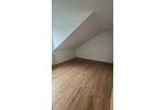 Dachgeschoßwohnung Mönchengladbach Ost - 2 Zimmer, 65 m&sup2;, 900&euro; | Angebot:25903163