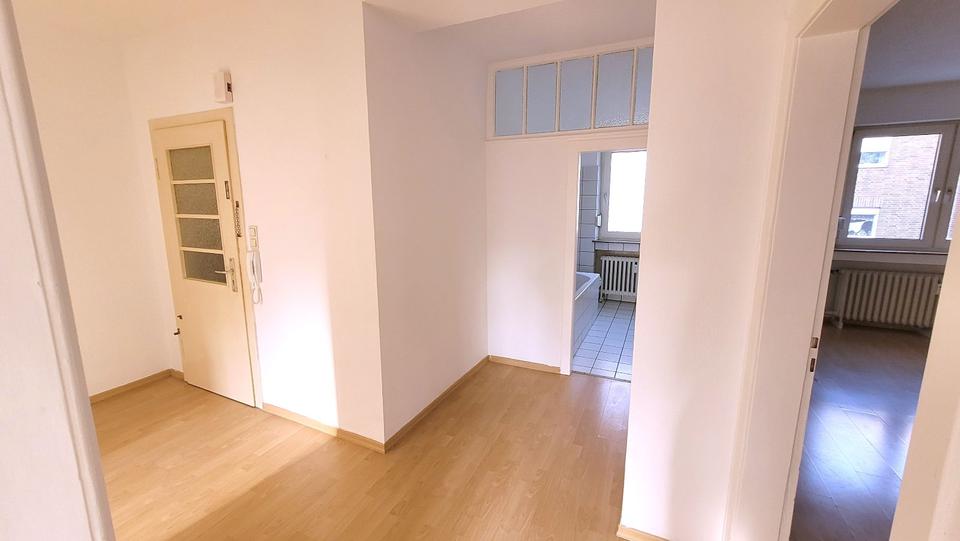 Etagenwohnung Mönchengladbach - 3 Zimmer, 75 m&sup2;, 650&euro; | Angebot:25764251