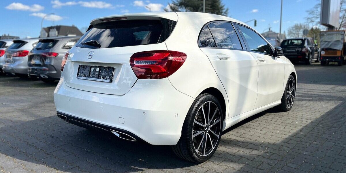 Mercedes-Benz A 220 CDI / AMG / Pano / Kamera / Navi / Euro6 195.000 km 16.390 &euro; Mönchengladbach 41066