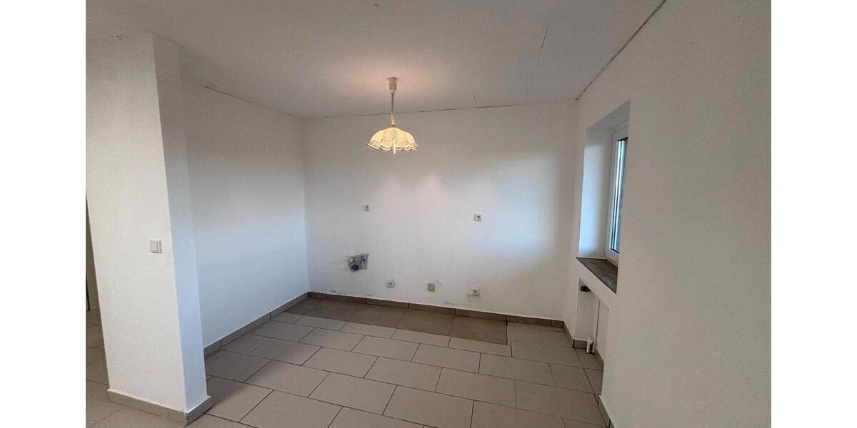 Etagenwohnung Grevenbroich Neuenhausen - 2 Zimmer, 63 m&sup2;, 800&euro; | Angebot:26408148