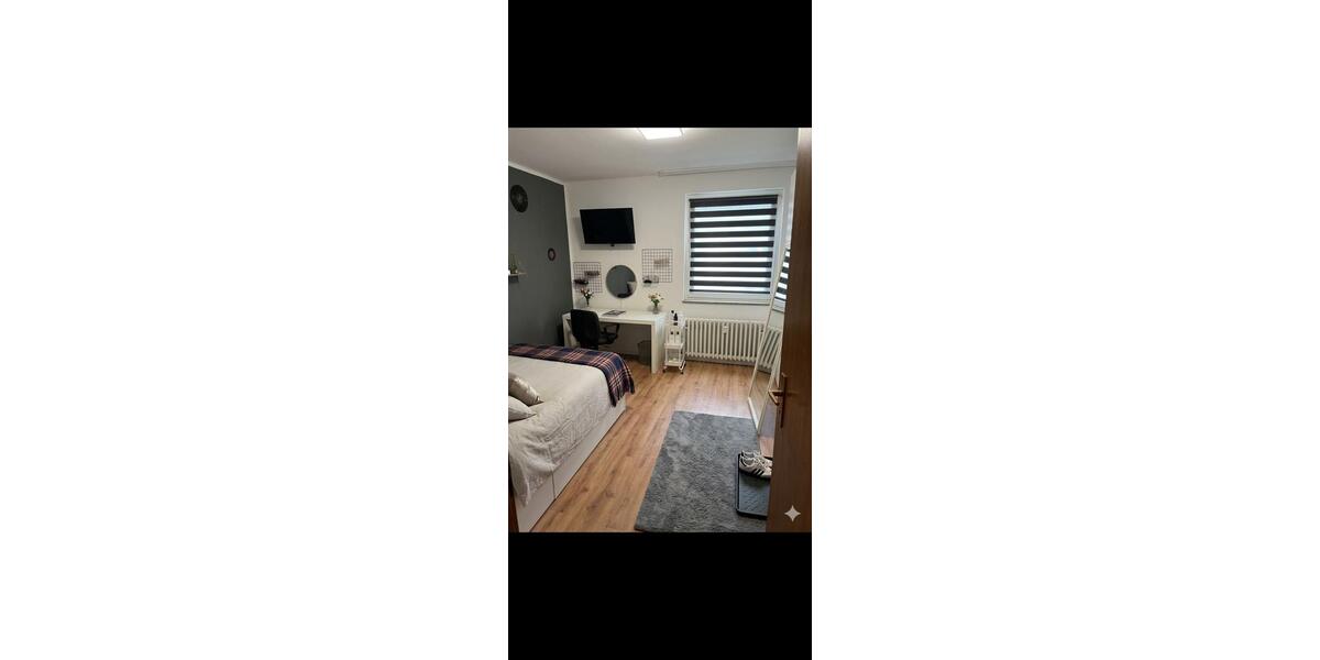 Etagenwohnung Duisburg Mittelmeiderich - 3.5 Zimmer, 86 m&sup2;, 680&euro; | Angebot:26007298