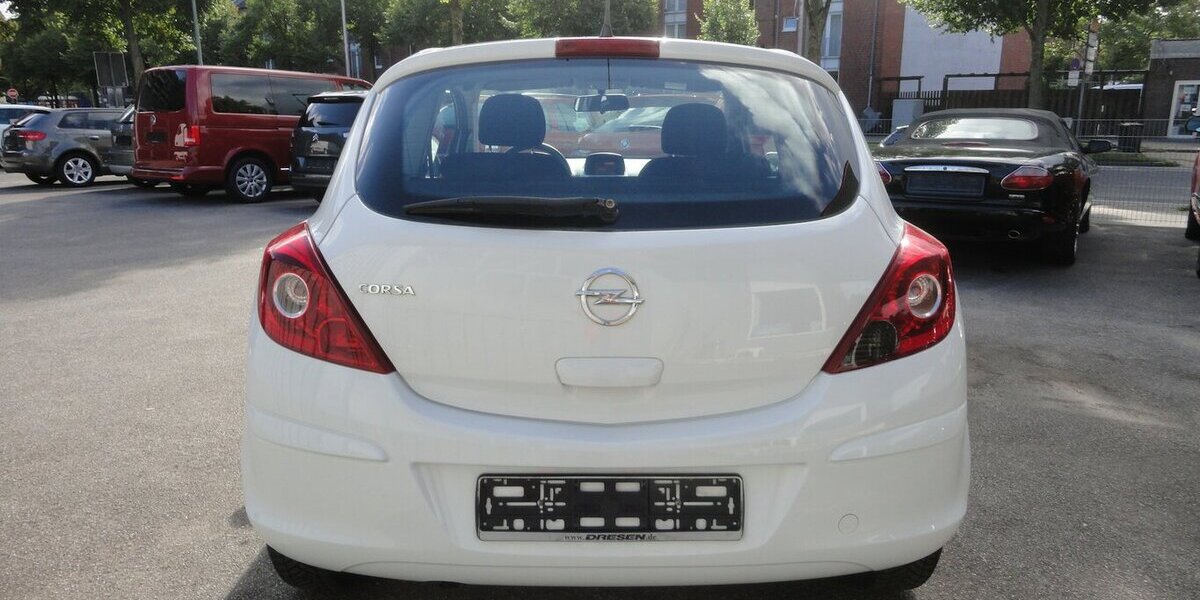 Opel Corsa Selection Klima Kette+TÜV neu S.heft 179.000 km 3.700 &euro; Neuss 41462