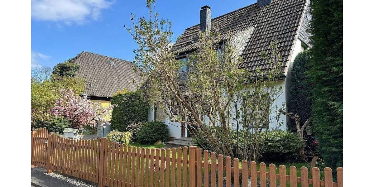 Einfamilienhaus Mönchengladbach Wickrathberg - 7 Zimmer, 159 m&sup2;, 449.000&euro; | Angebot:25796281