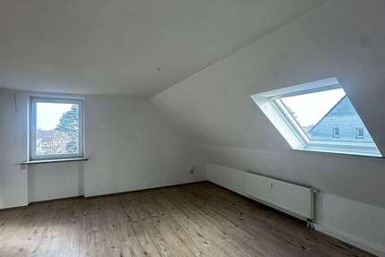 Wohnung Kaarst Büttgen - 3 Zimmer, 77 m&sup2;, 1.080&euro; | Angebot:24683306