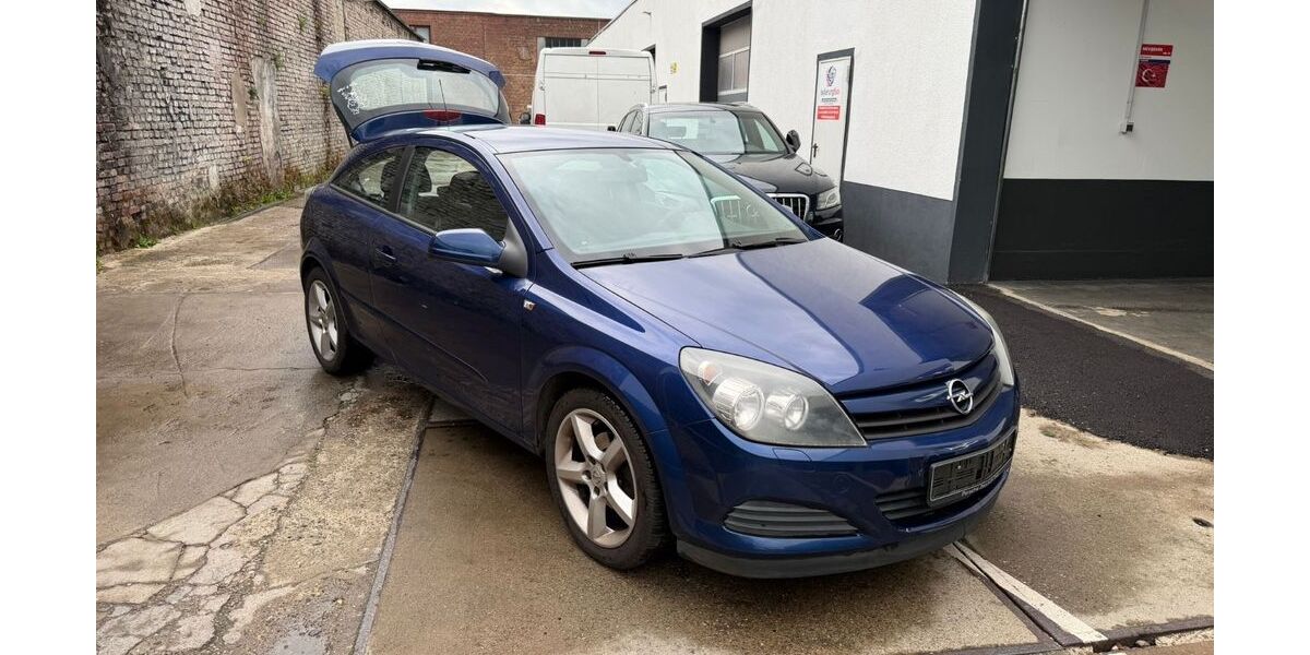 Opel Astra 179.000 km 2.199 &euro; Leichlingen 42799