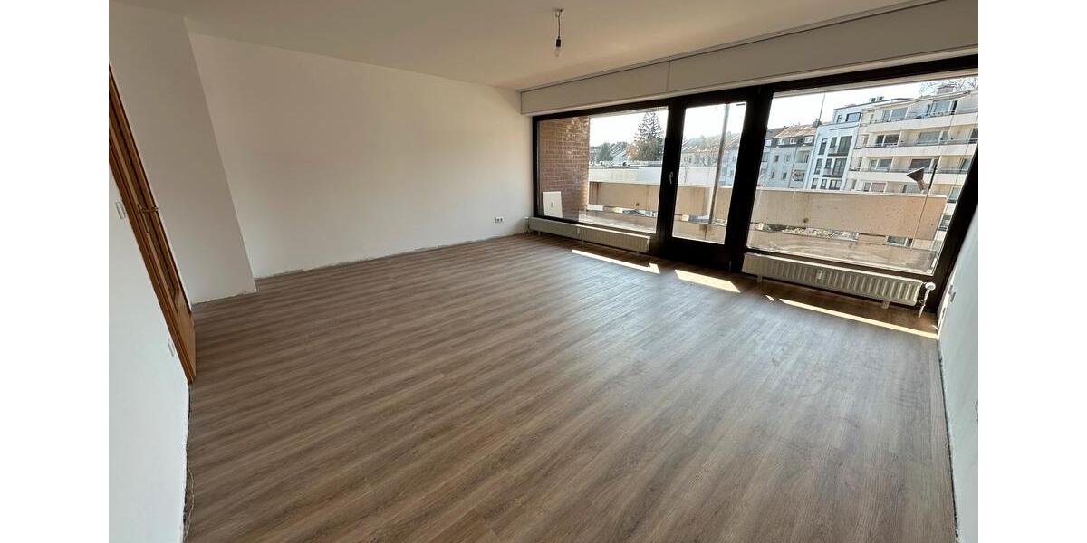 Etagenwohnung Düsseldorf Düsseltal - 2 Zimmer, 68 m&sup2;, 1.400&euro; | Angebot:25957360