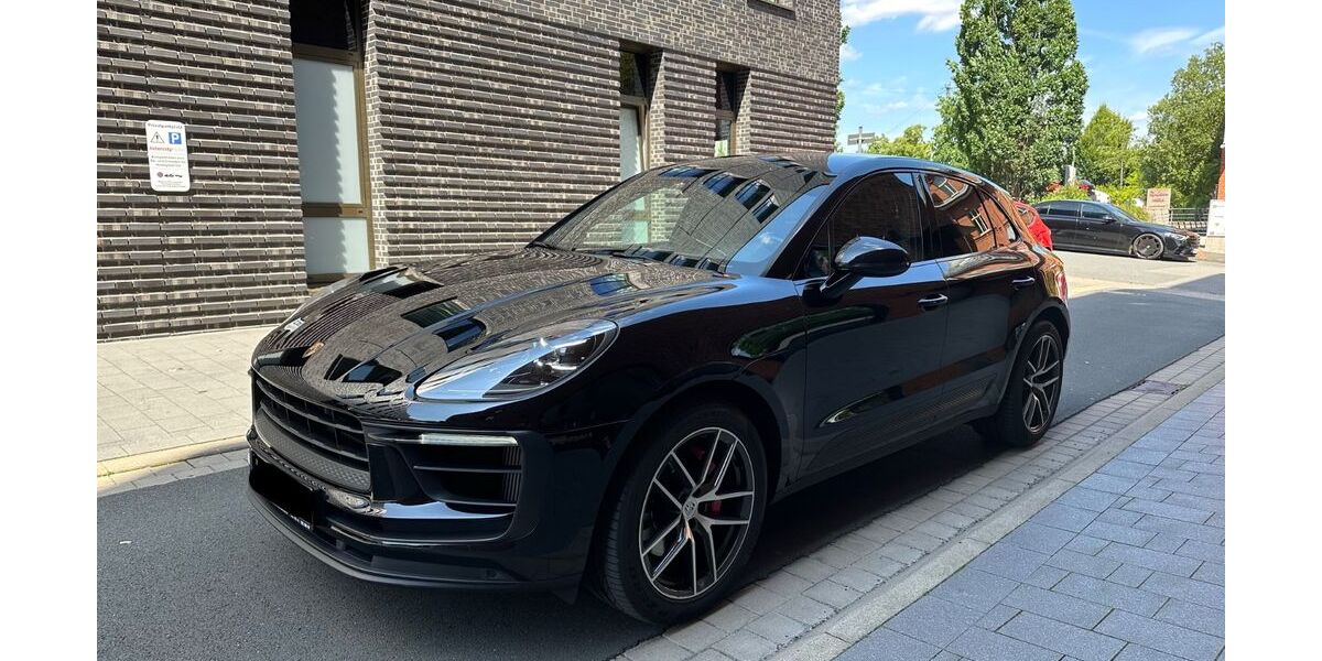 Porsche Macan 130.000 km 48.900 &euro; Düsseldorf 40549